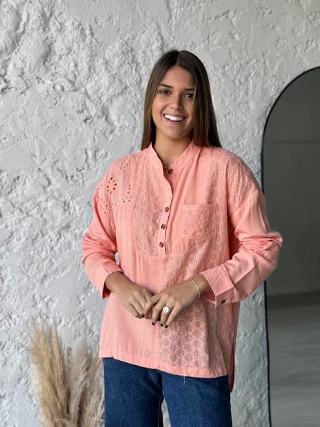 Camisa Coral con broderie