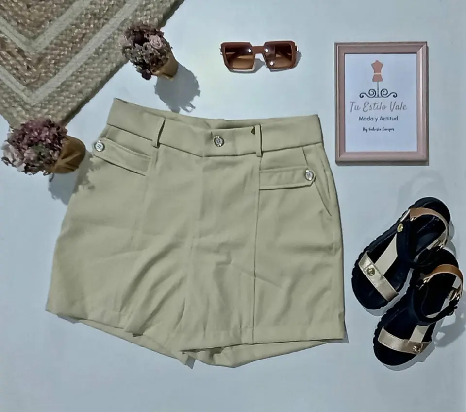 245/049   Short Social