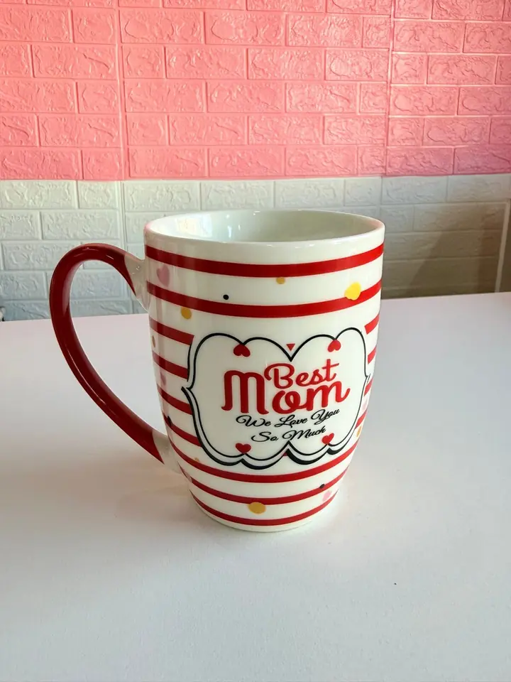 Taza "Best mom" roja y blanca