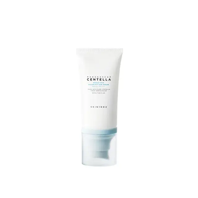 SKIN1004 - Protector Solar Madagascar Centella Hyalu-Cica Water-Fit Sun Serum