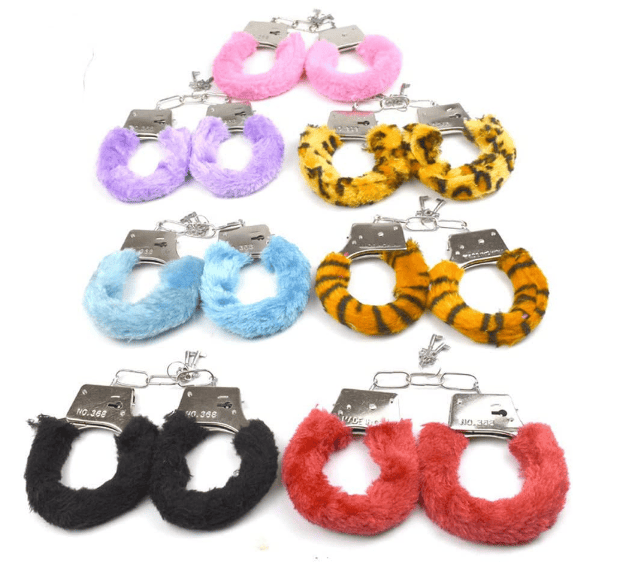 Esposas De Metal Con Peluche Sado  Juguetes Bondage ( P 152 )