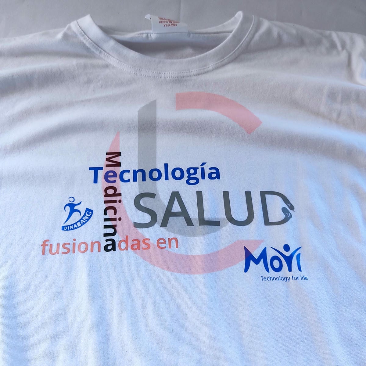 Remera algodón con vinilo textil
