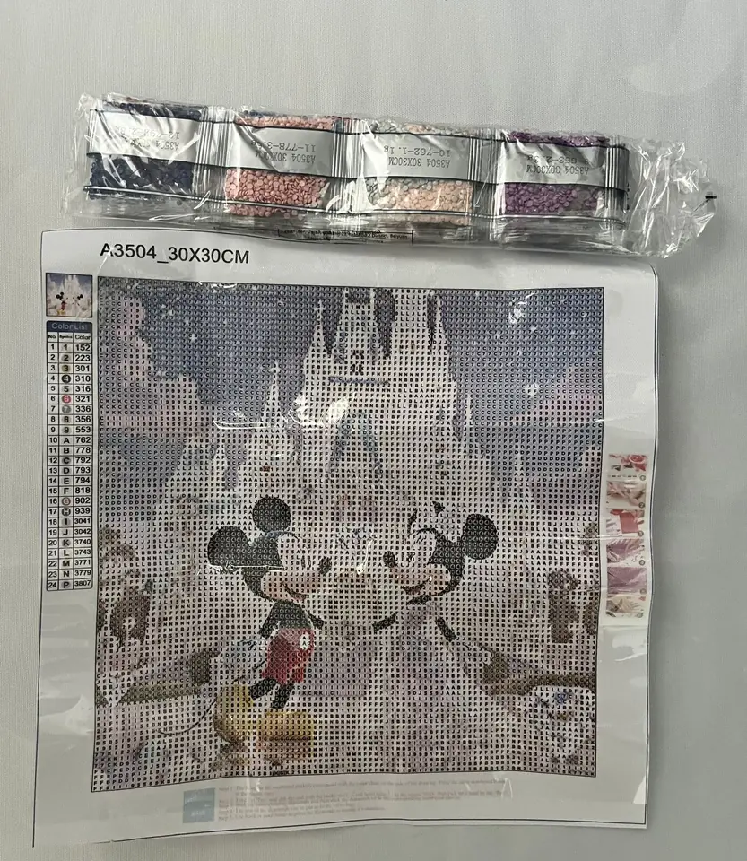 Lienzo de Mickey y Minie casamiento.