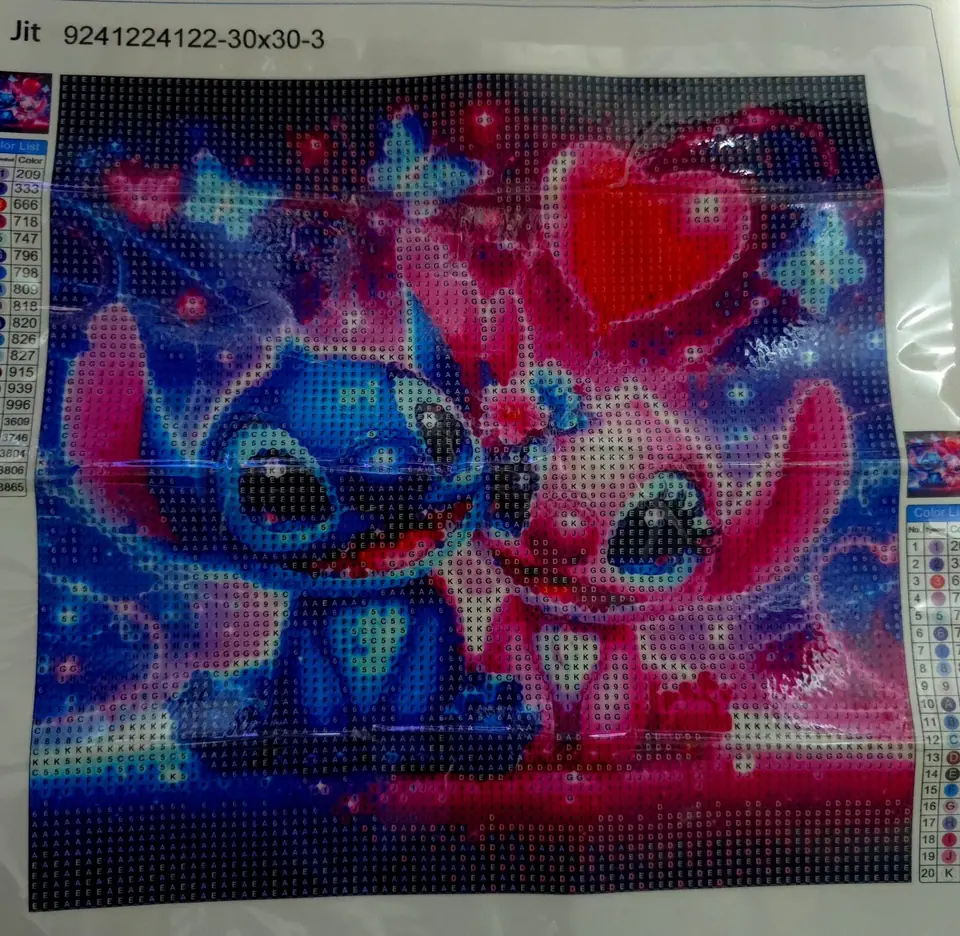 Lilo y Stitch corazón rojo.