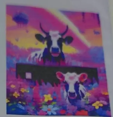 Vacas en campos de flores.