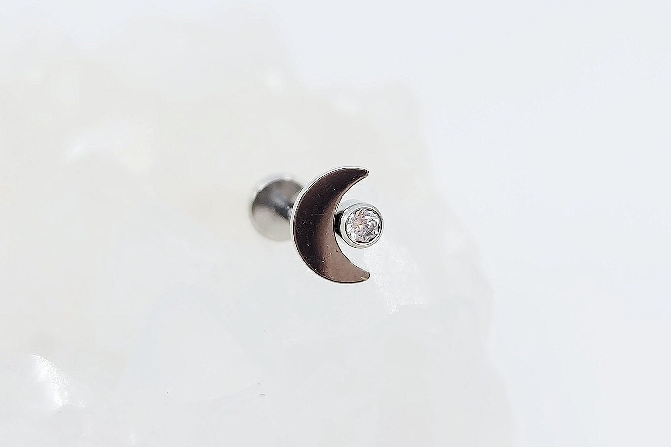 Labret moon cz