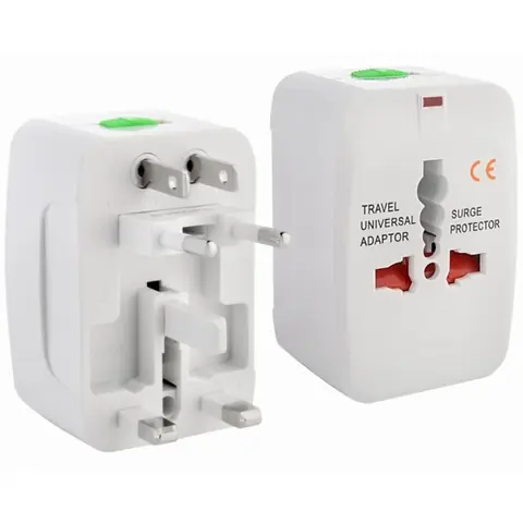 ADAPTADOR UNIVERSAL DE CORRIENTE IDEAL PARA VIAJES