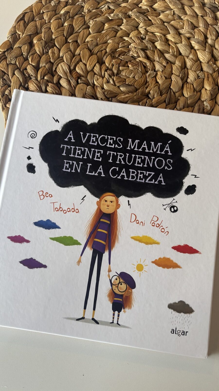 A veces mamá tiene truenos en la cabeza