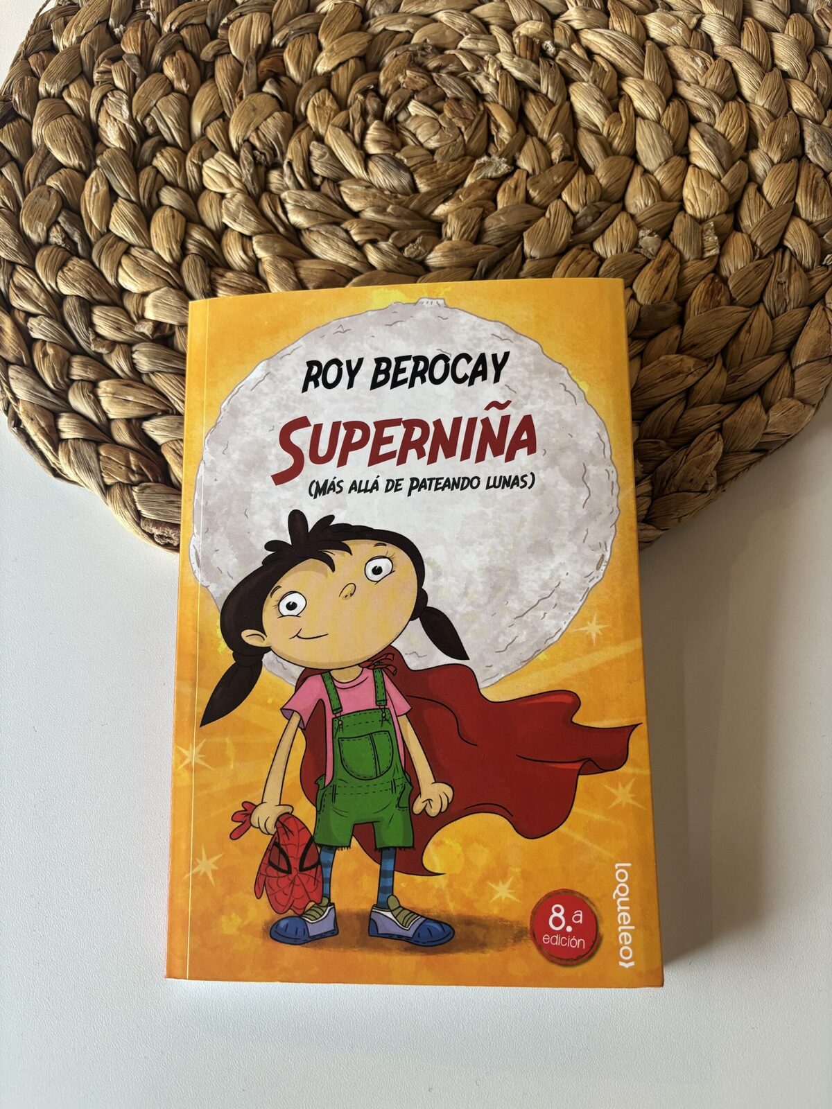 Superniña (más allá de pateando lunas)