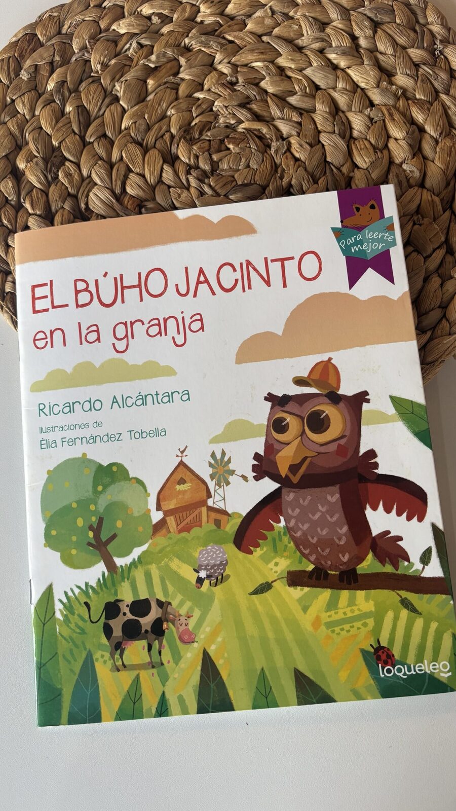 El búho Jacinto en la granja