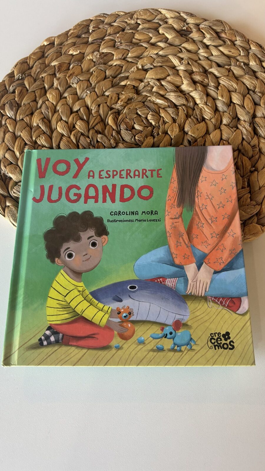 Voy a esperarte jugando