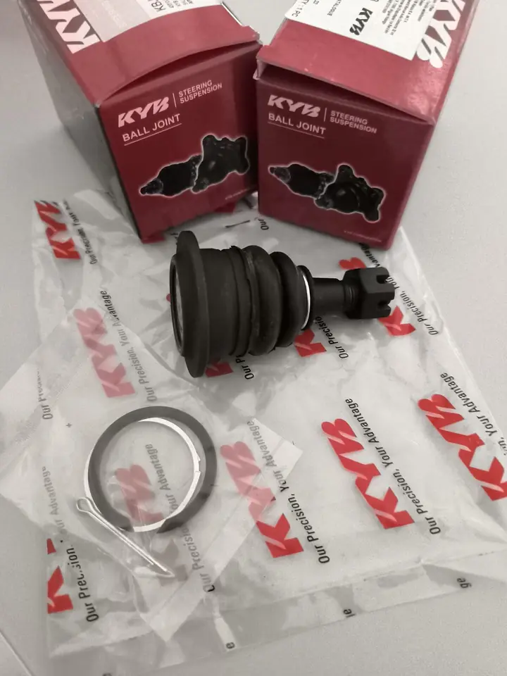 Rotula Superior KYB Toyota 4Runner/Land Cruiser/Prado