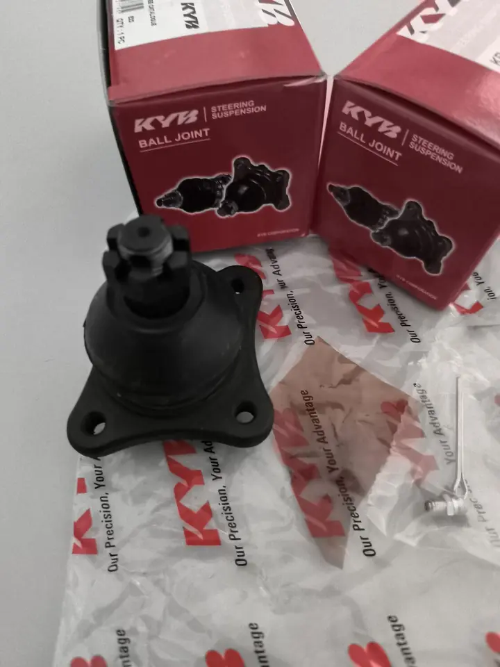 Rotula Superior KYB Mitsubishi L200/Montero