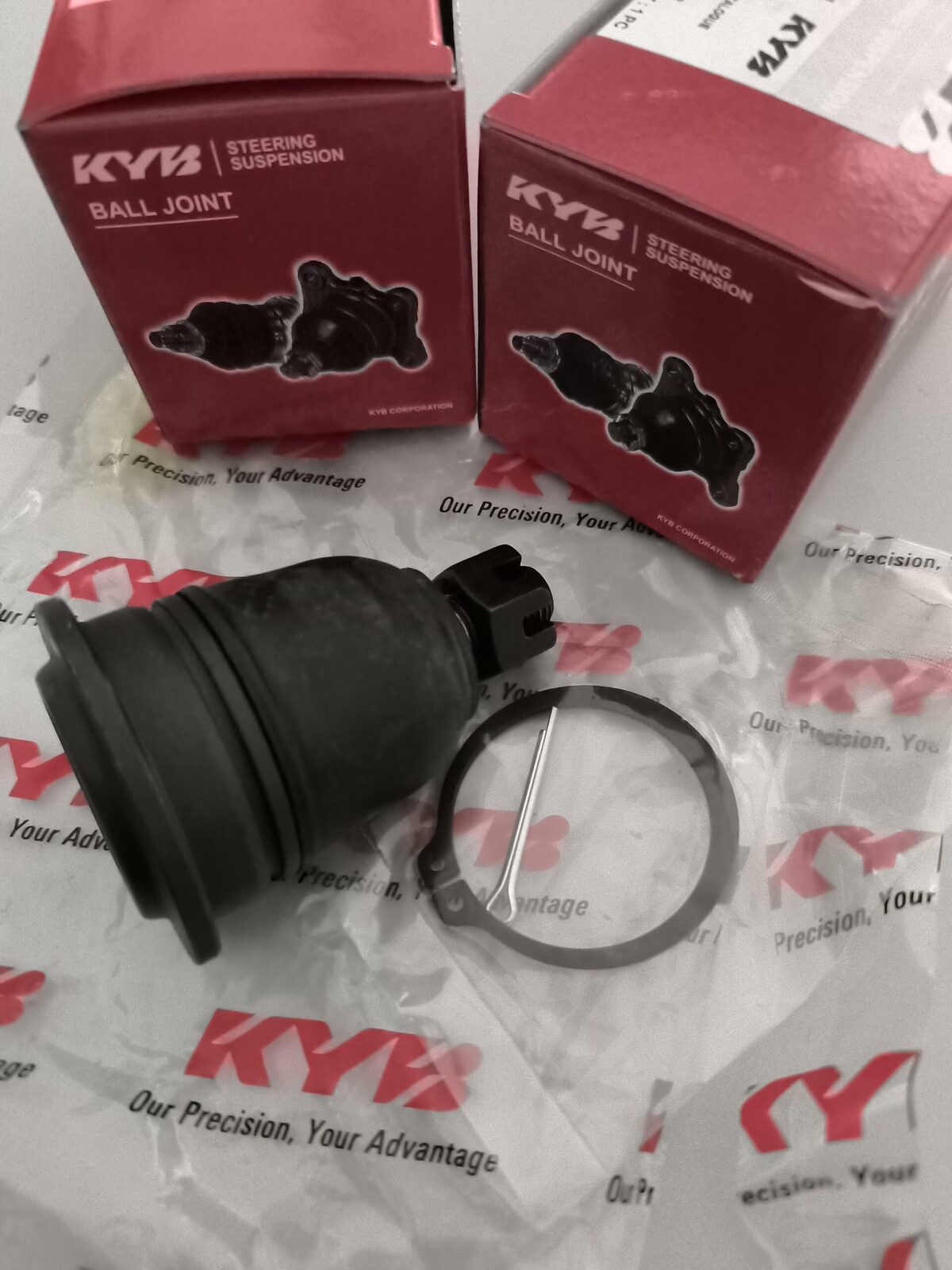 Rotula Superior KYB Nissan D21/D22