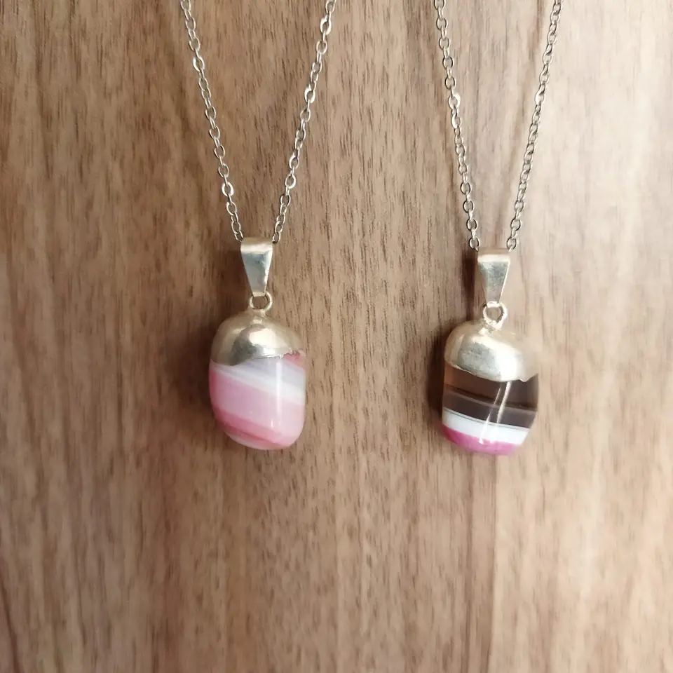 Collar de Ágata fucsia