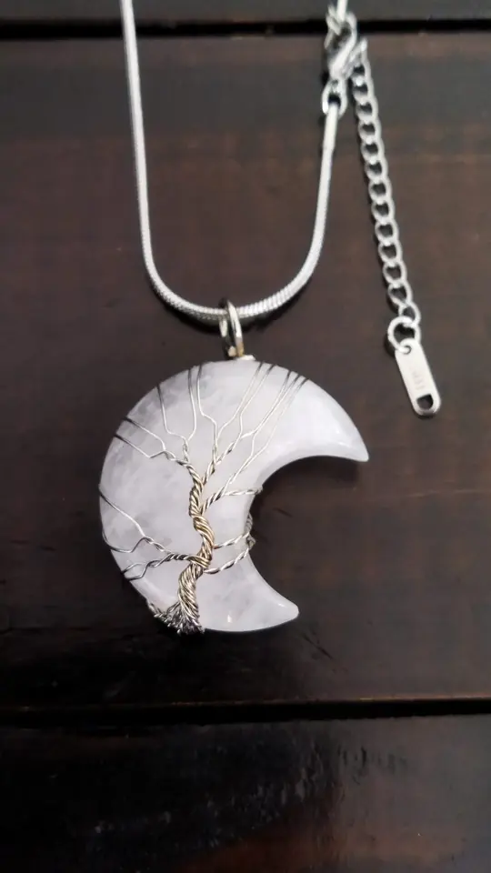 Collar Cuarzo Cristal en forma de luna con árbol de la vida
