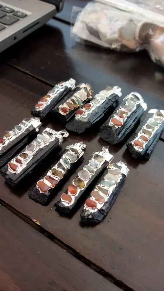 Dije de Turmalina Negra 7 Chakras
