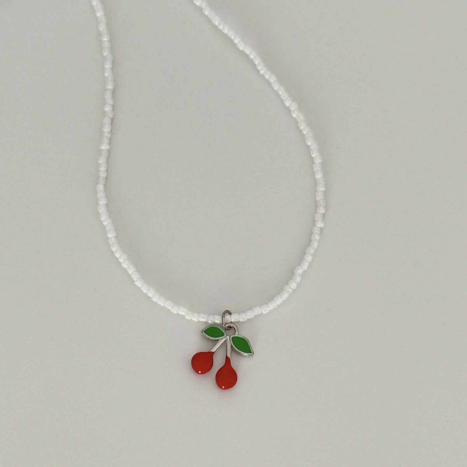 Collar Cherry