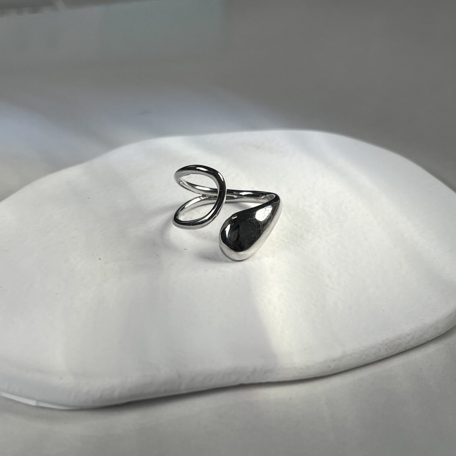 Anillo Ava