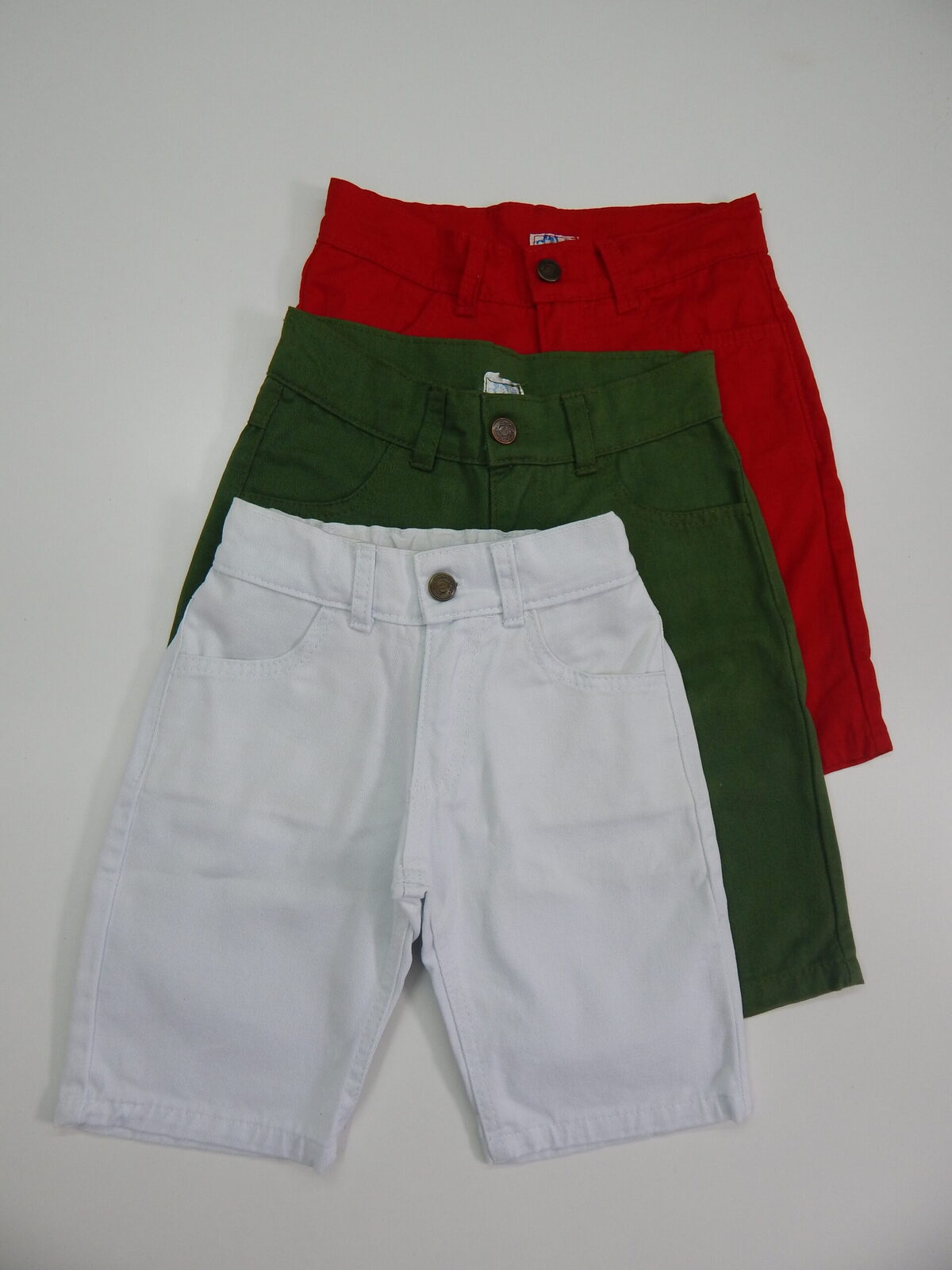 Bermuda en Gabardina Clásica | Colors Edition