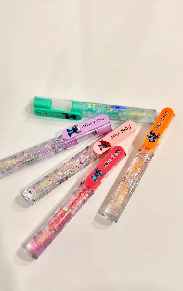 gloss de stitch