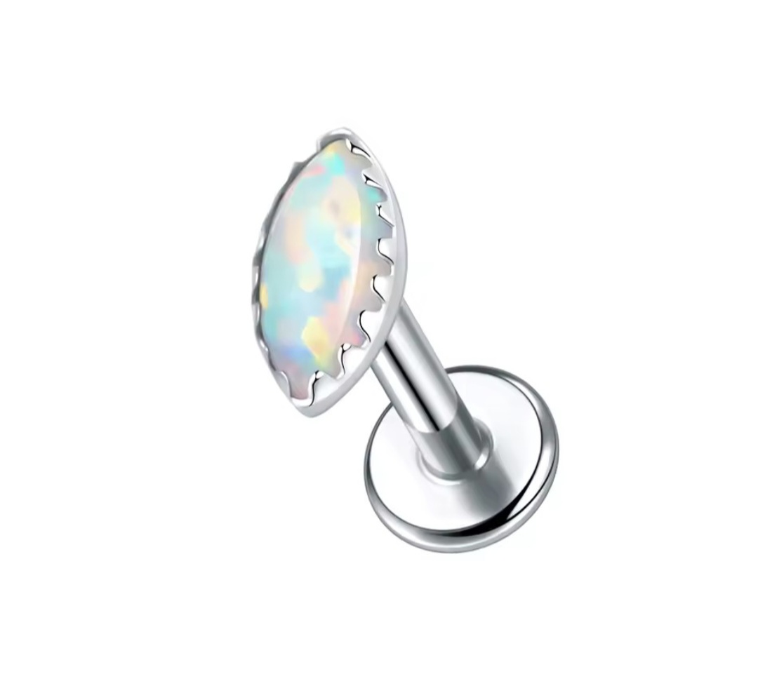 Labret Opal