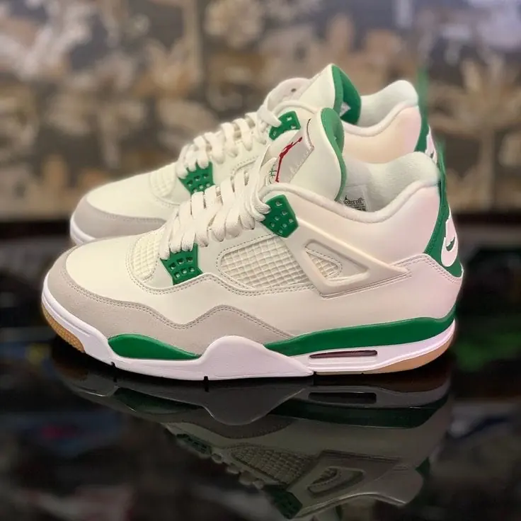 Jordan Retro 4 Military Green