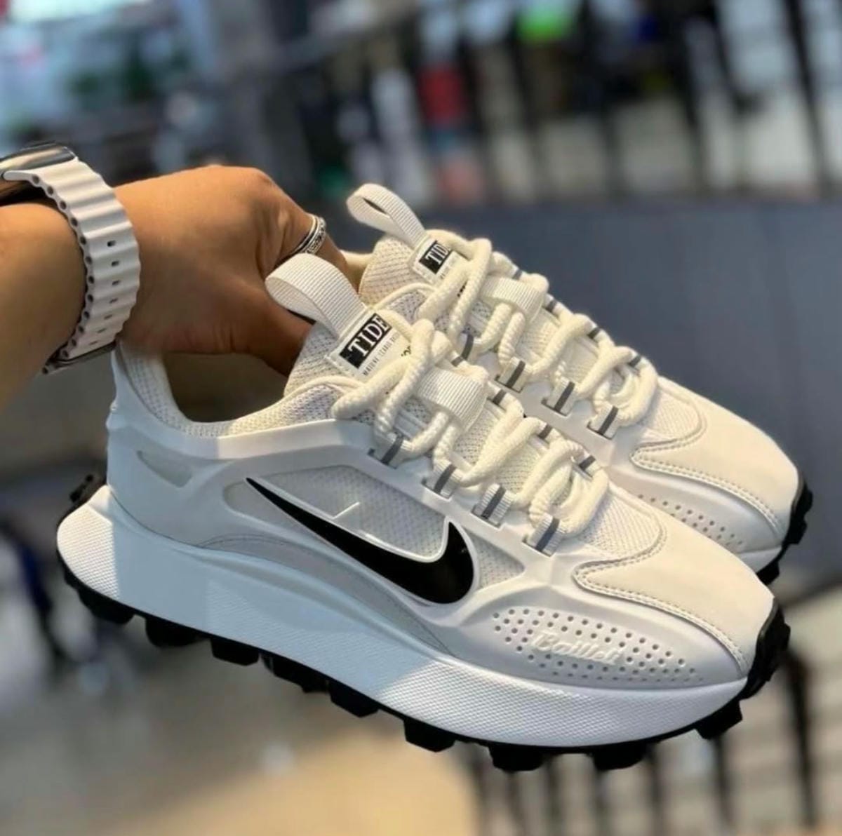 Nike Bailleli