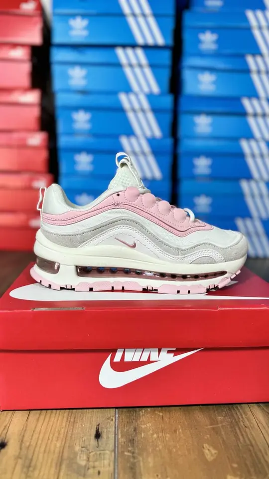 Nike Air Max Futura
