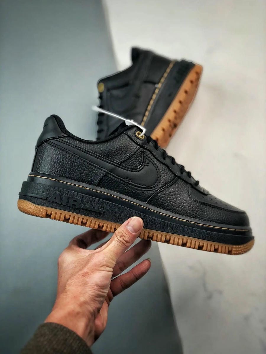 Nike Air Force Luxe Black