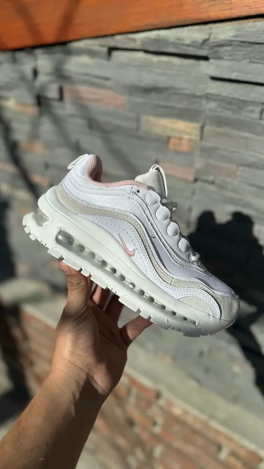 Nike Air Max Futura