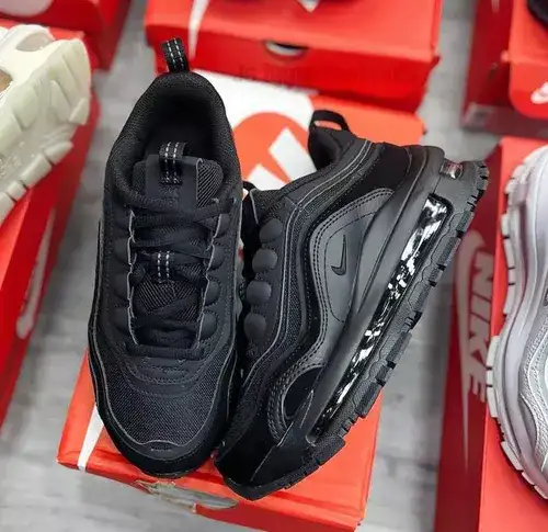 Nike Air Max Futura