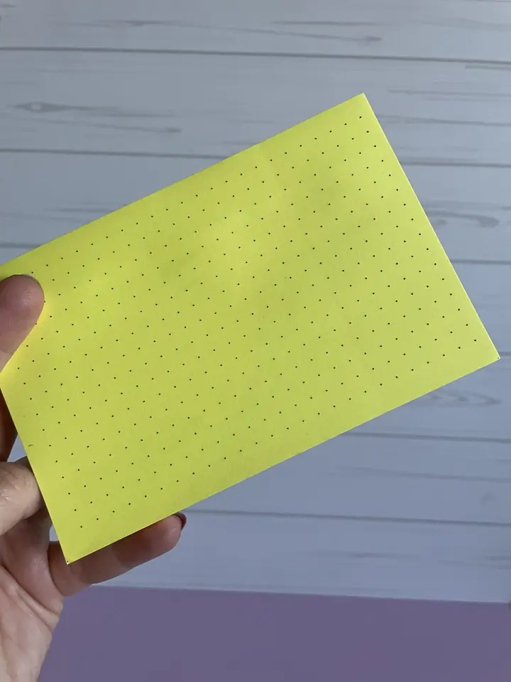 Notas Adhesivas con puntitos.