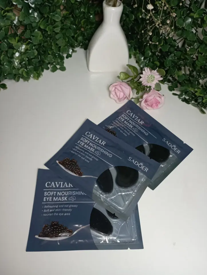 Parches de Ojos con Caviar