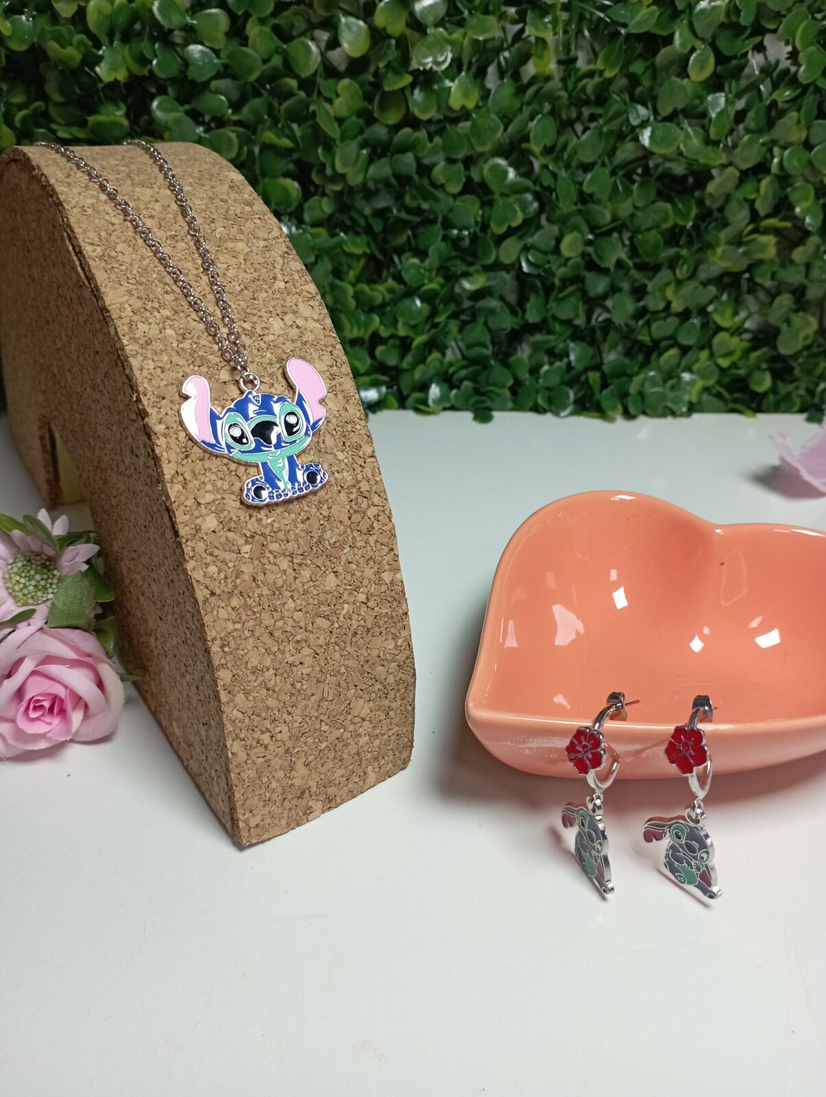 Set de Collar y Caravanas Stitch