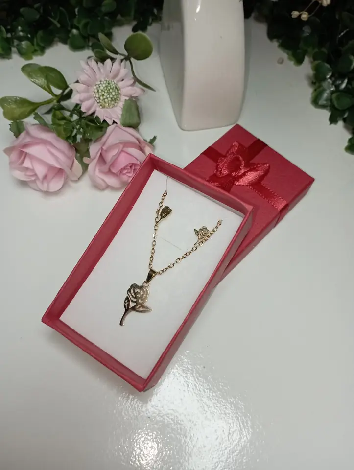  Conjunto en Acero Quirúrgico – Rosas 