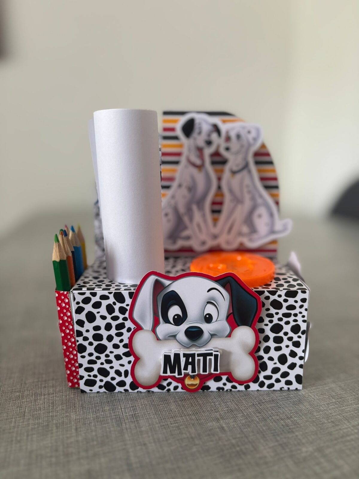 Cajita para masa y colores