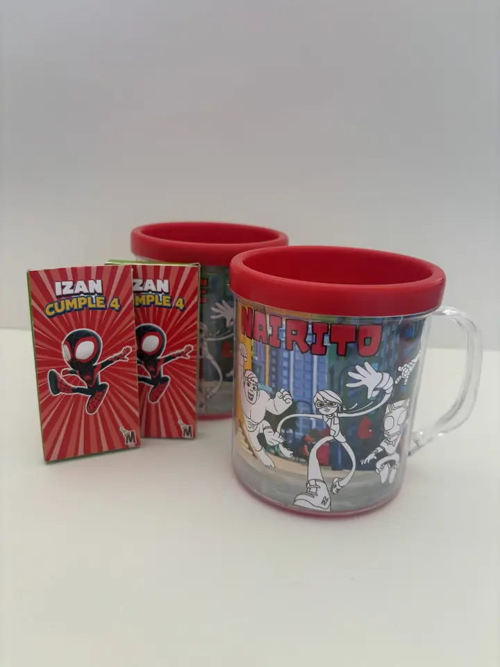 Taza de acrílico