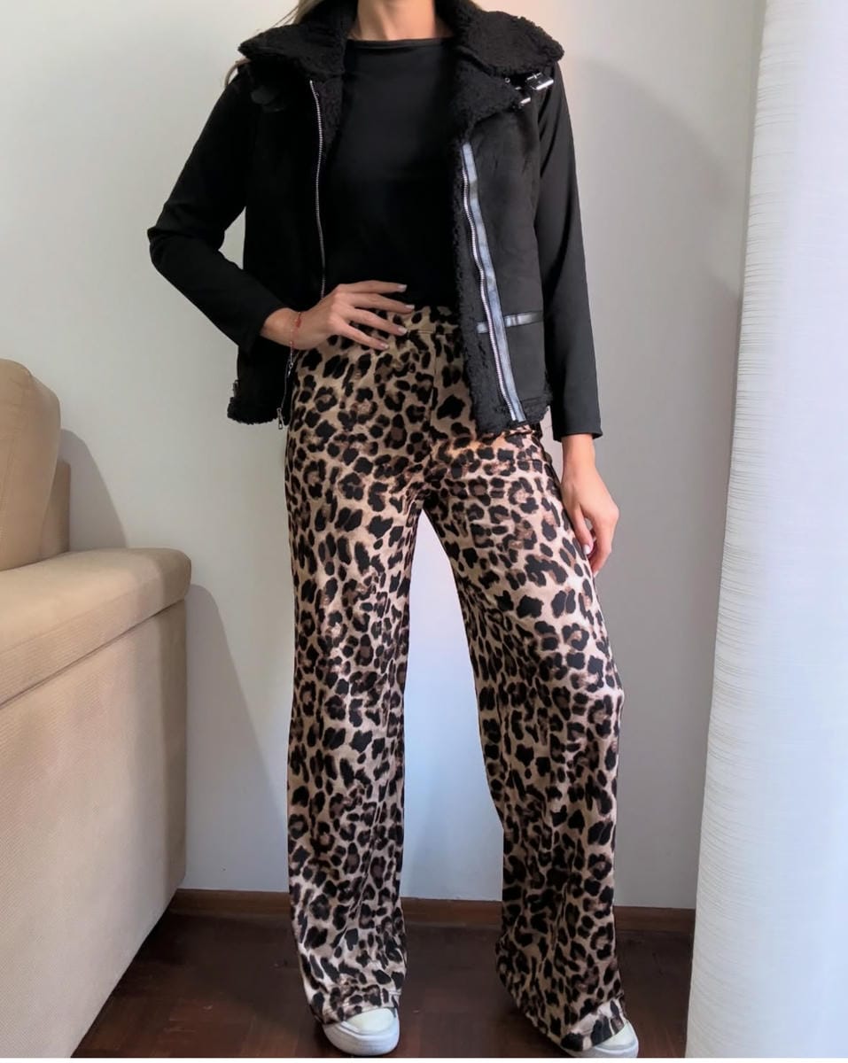 FALDAS Y PANTALONES