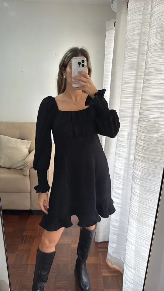 VESTIDO VOLADOS