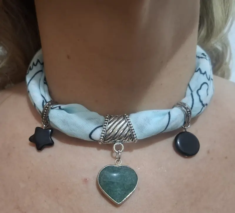 COLLAR VITALIDAD CON CUARZO VERDE