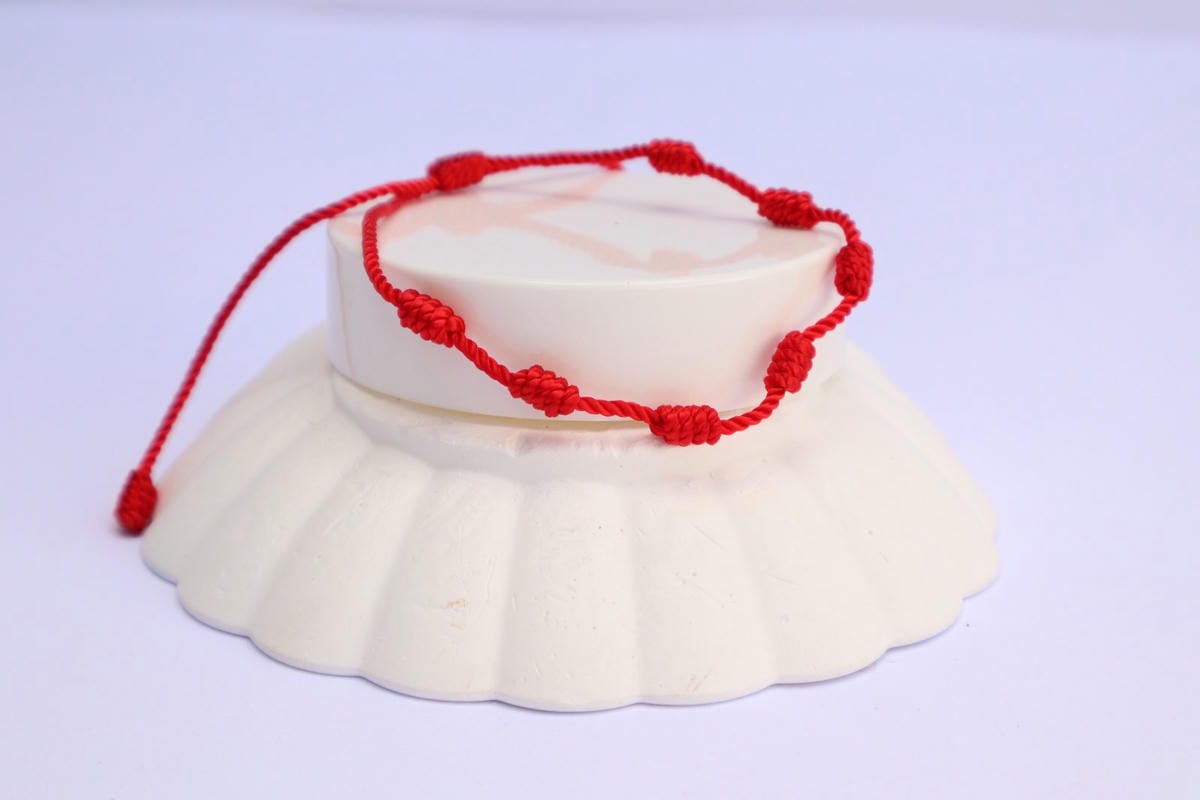 PULSERA 7 NUDOS ROJA