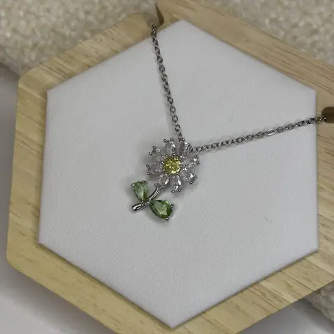 collar girasol