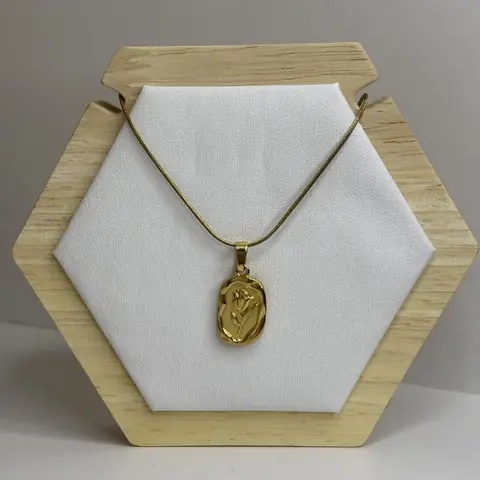 collar rose