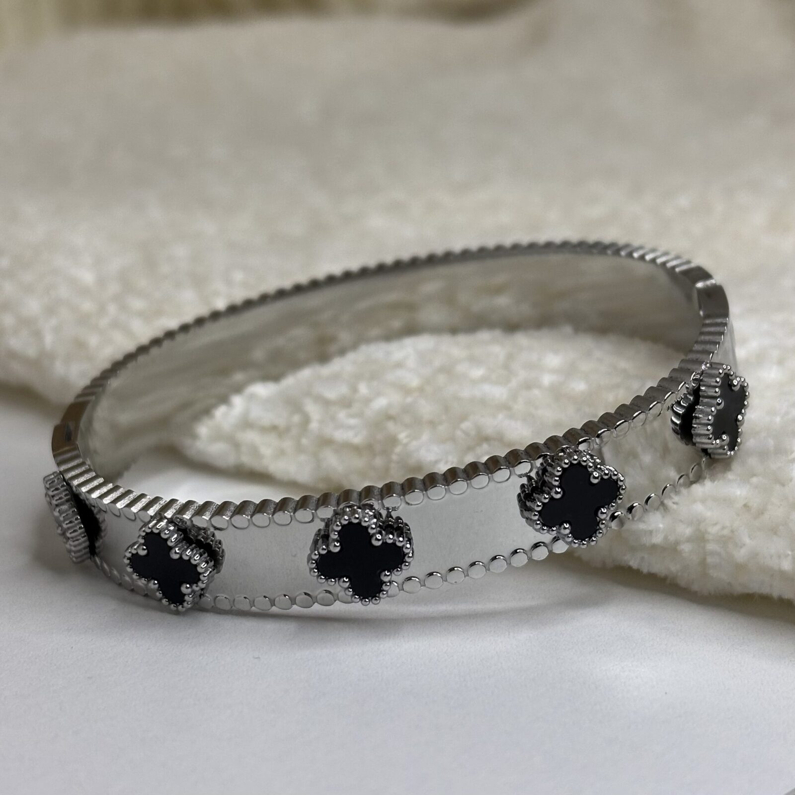 pulsera trebol