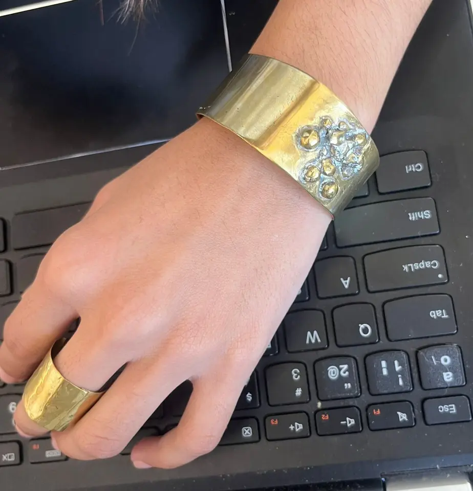 Pulsera ancha