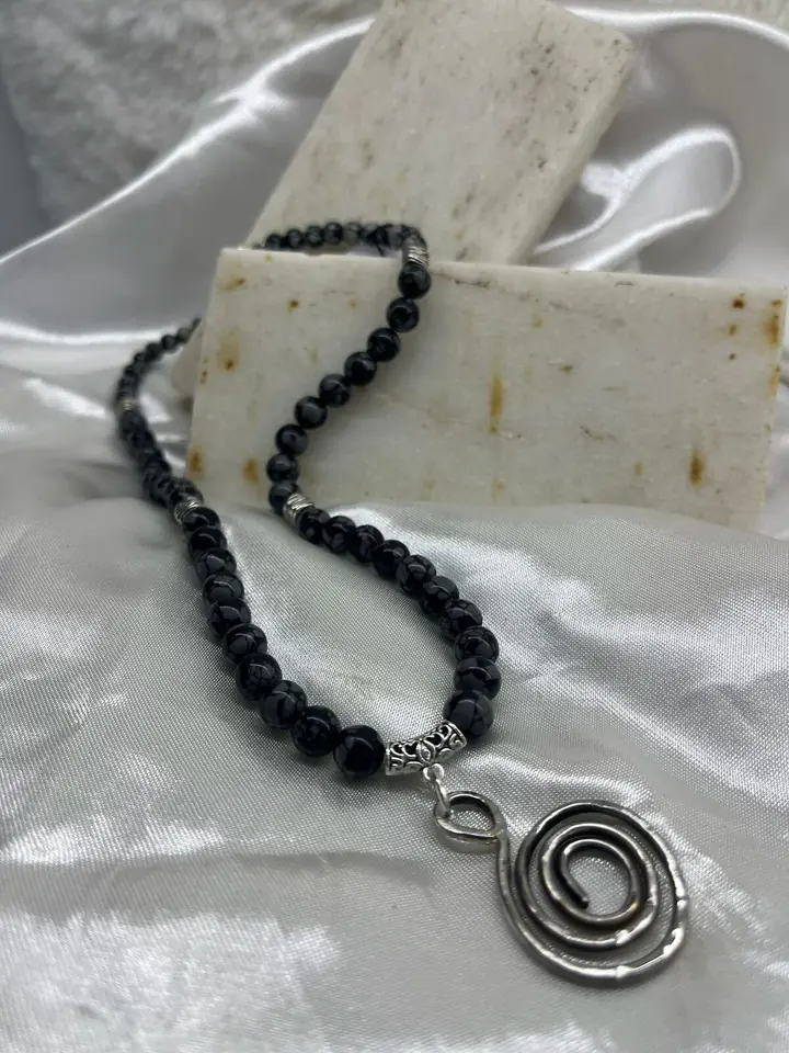 Collar Obsidiana
