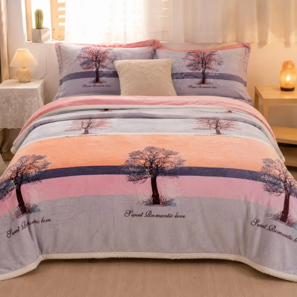 Acolchado forrado con corderito 2 plazas con diseño + 2 fundas