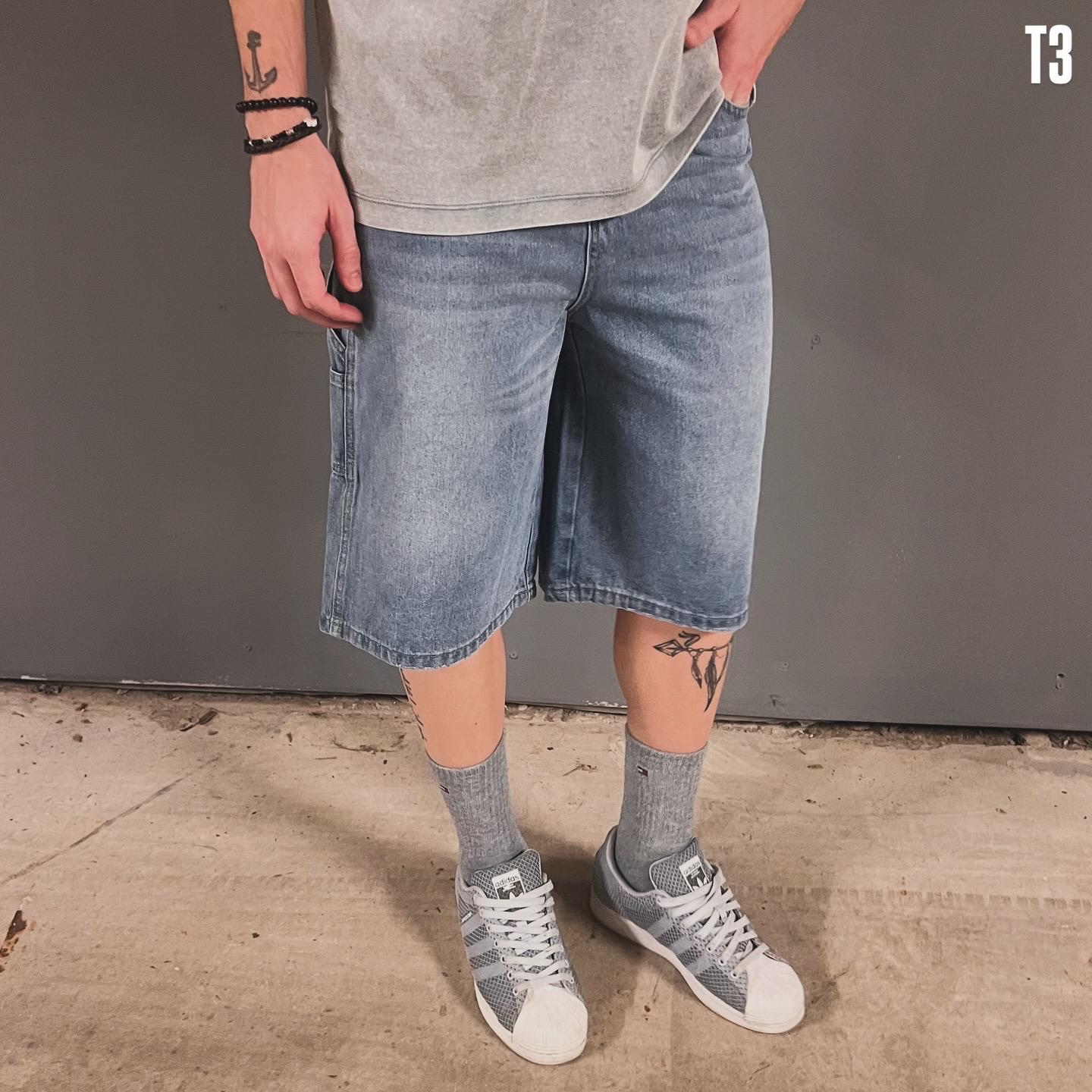 Bermuda Super Baggy 3/4 celeste