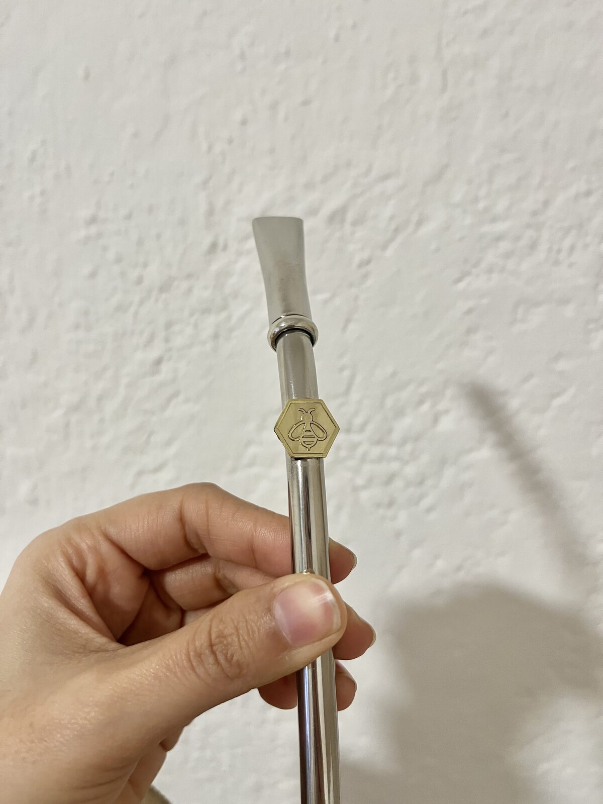 Bombilla alpaca con aplique en bronce - ABEJA PANAL 3D